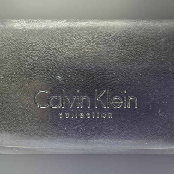 Calvin Klein Collection Black Triangular Eyeglass Sunglass Soft Case - Picture 6 of 6